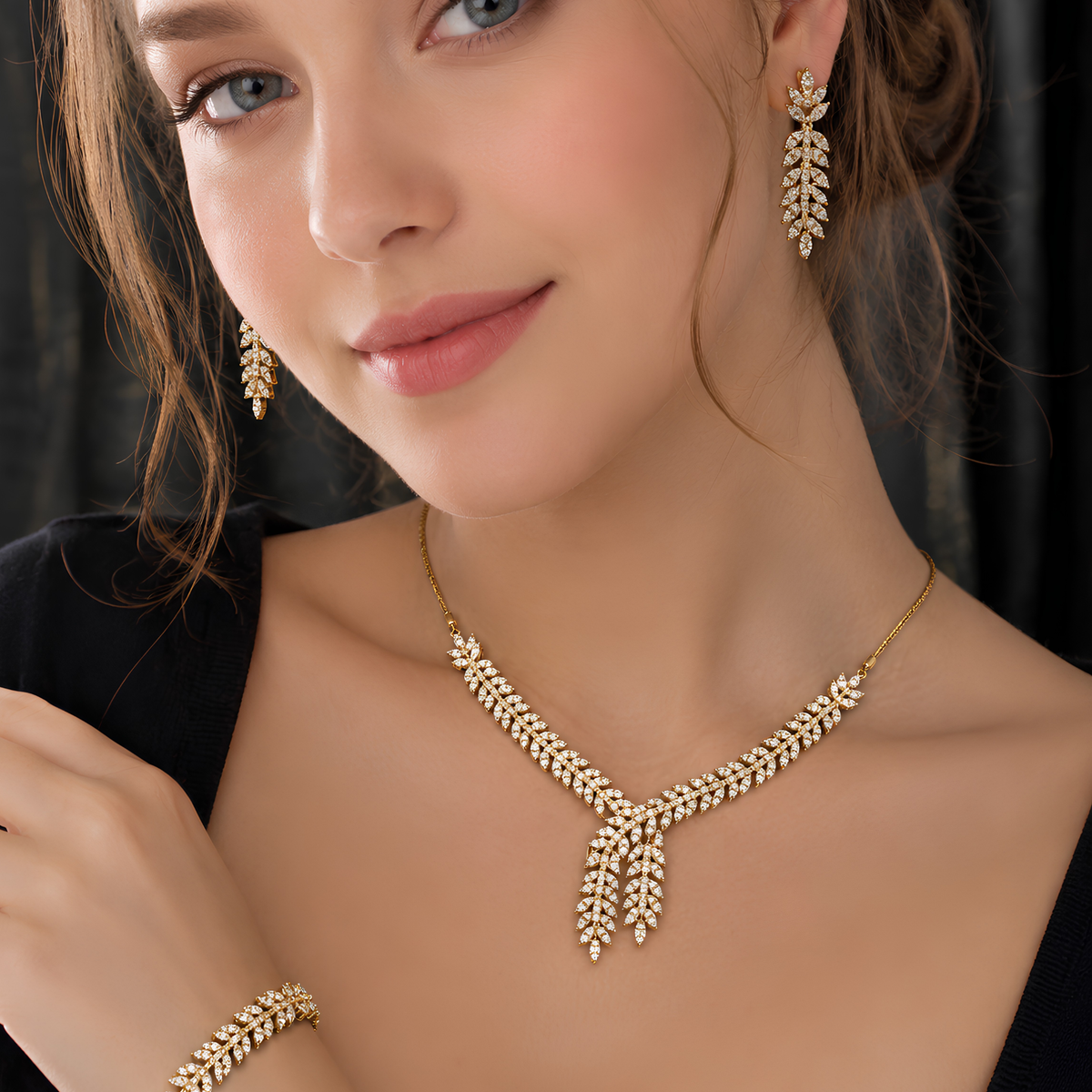 Golden Laurel Jewelry Set